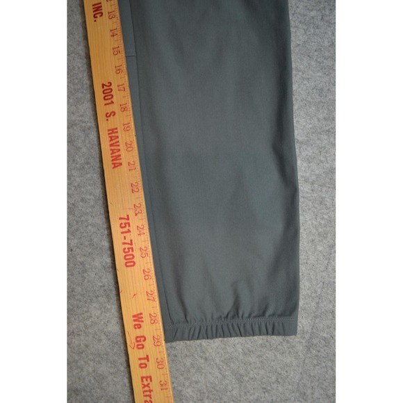 Vuori Pants Mens 36 Performance Cargo Jogger Athletic Outdoor Pockets - Picture 16 of 16